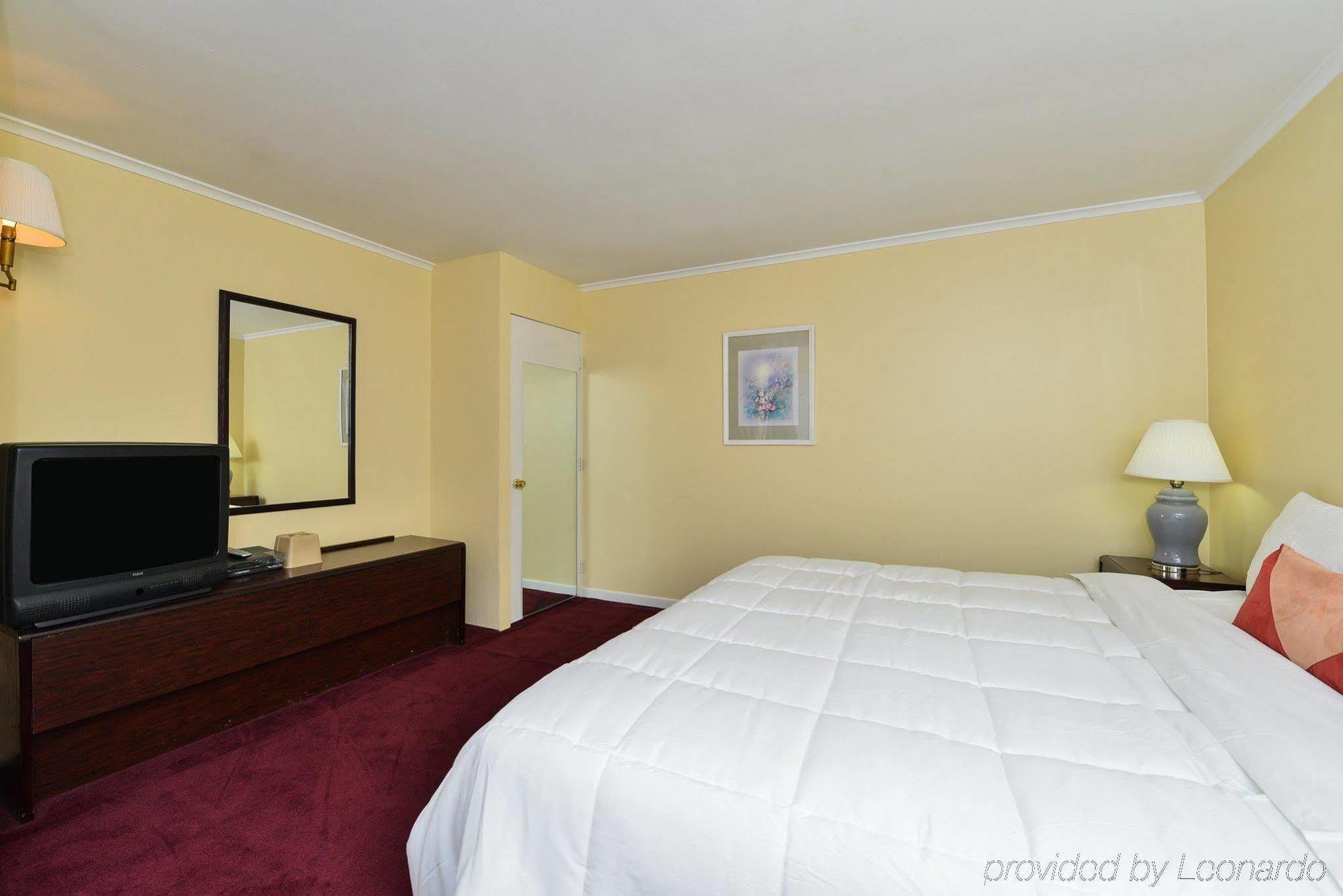 Americas Best Value Inn Μπρίτζγουοτερ Εξωτερικό φωτογραφία